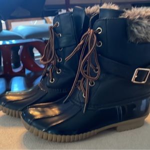 Fur lined Duck boots